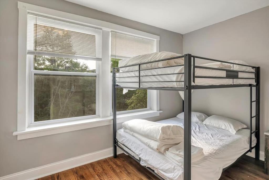 Beautiful Tower Grove Unit Recently Renovated 2S Villa Richmond Heights Buitenkant foto